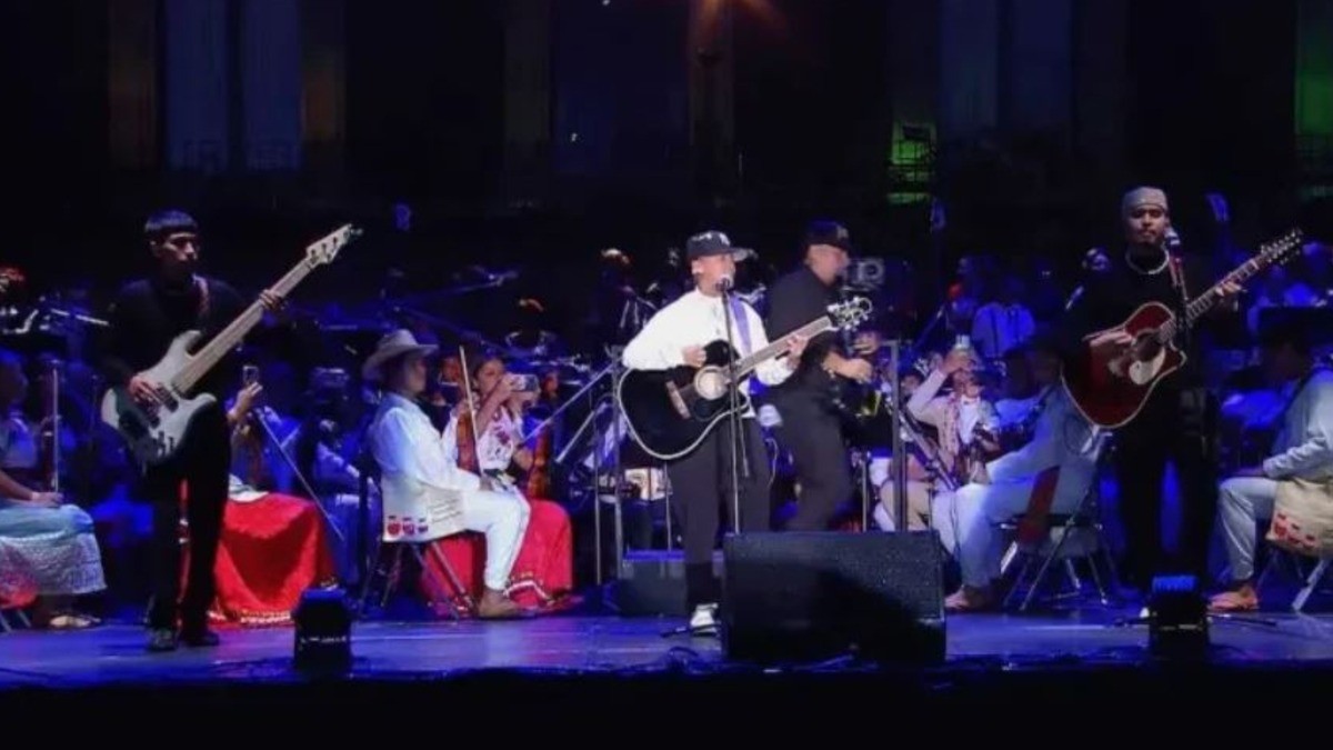 ¡Ya, Yahritza, no lo intentes más!; otra vez la abuchean, ahora en el Zócalo