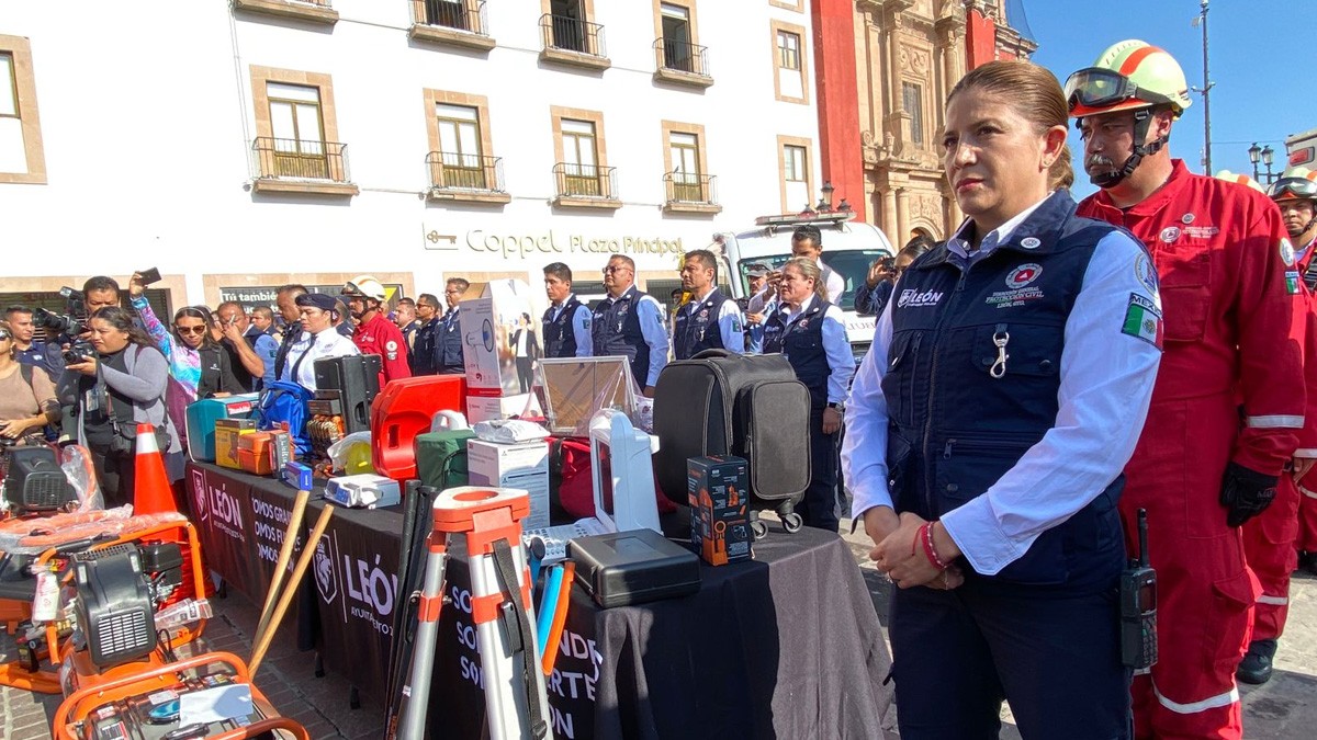 Municipio reconoce labor de Protección Civil de León en sismos y emergencias