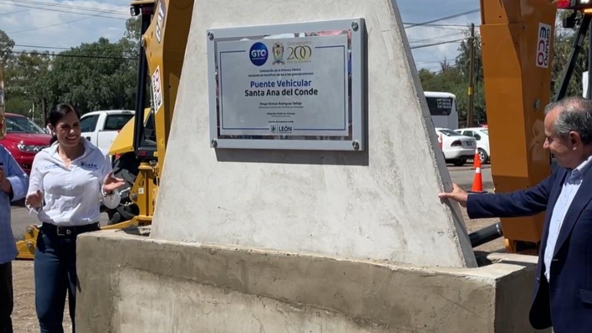 Instalan primera piedra del Puente de Santa Ana