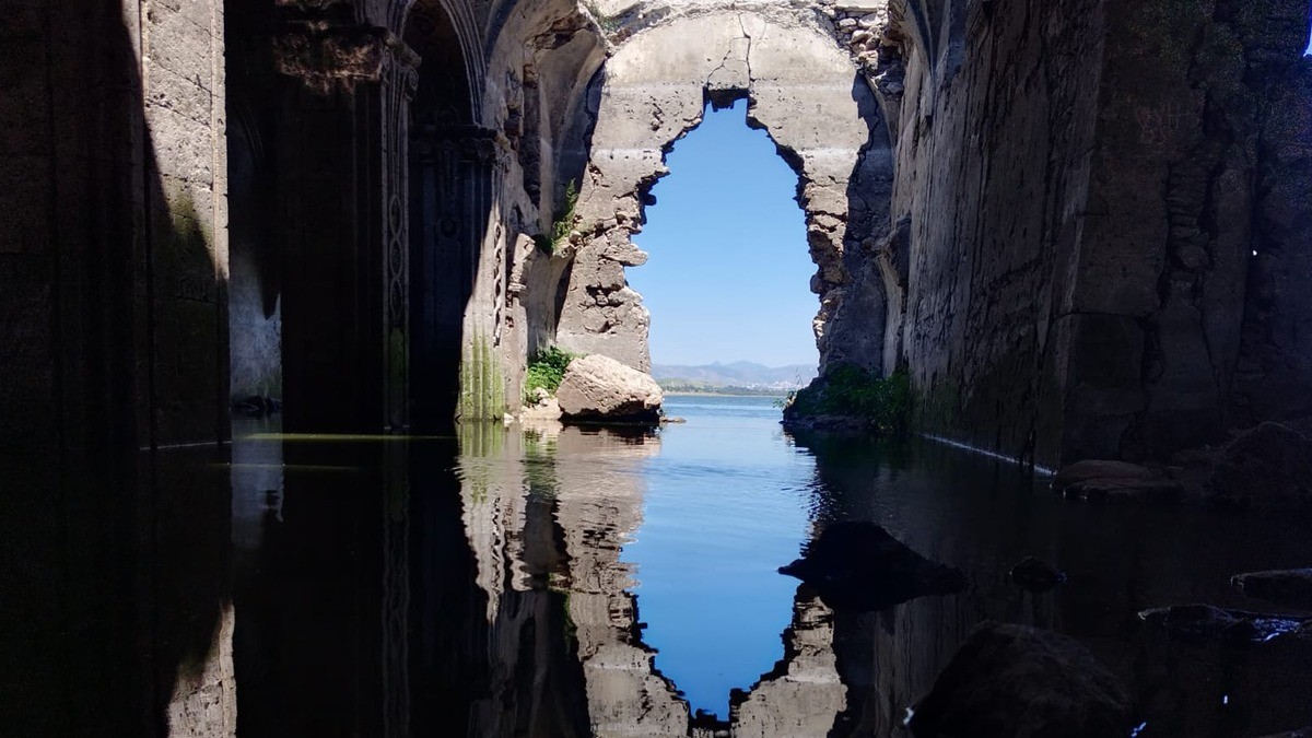 El Zangarro: de ser pueblo inundado ahora se llega a pie