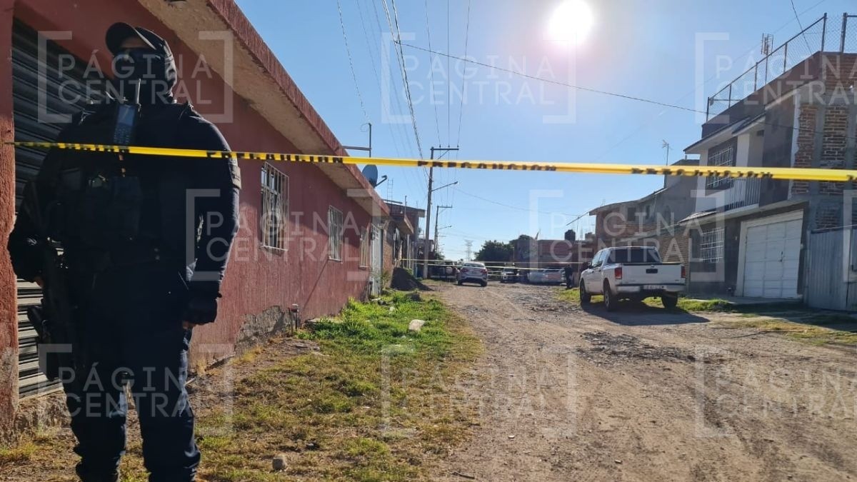 ¡Golpes, gritos y disparos! Balacera despierta a vecinos; mueren cuatro y lesionan a mujer