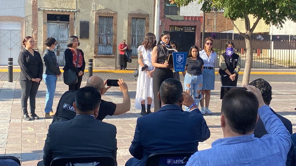 Ofrecen disculpas públicas a víctimas de represión policiaca en León