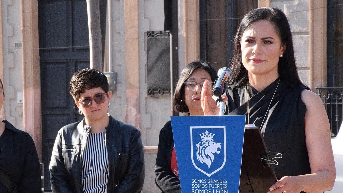 Niega alcaldesa de León que vaya a declinar a favor de Libia Dennise