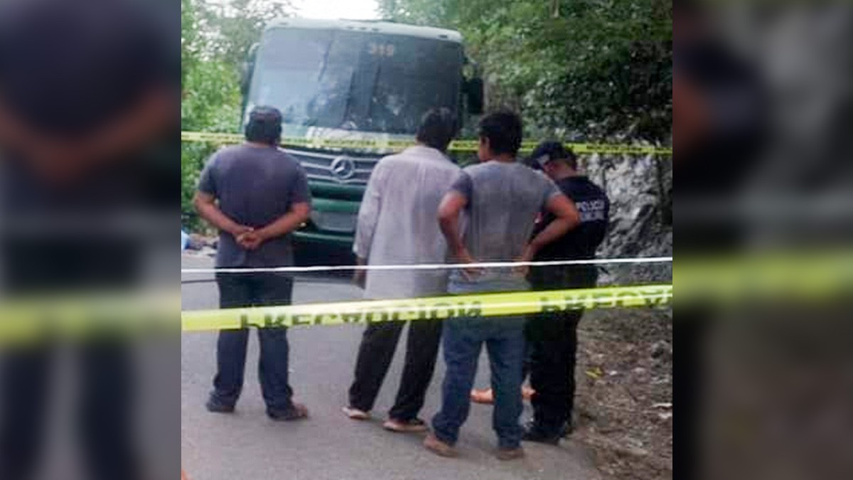 Camión toca cables de luz, pasajeros sufren descarga y dos mueren electrocutados