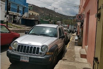 Guanajuato capital: en Pueblito de Rocha impera un desorden vial