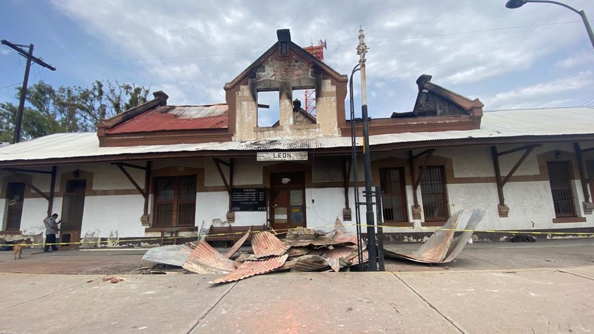Incendio en Estación del Ferrocarril del Barrio de San Miguel dejó daños históricos: Cronista de León
