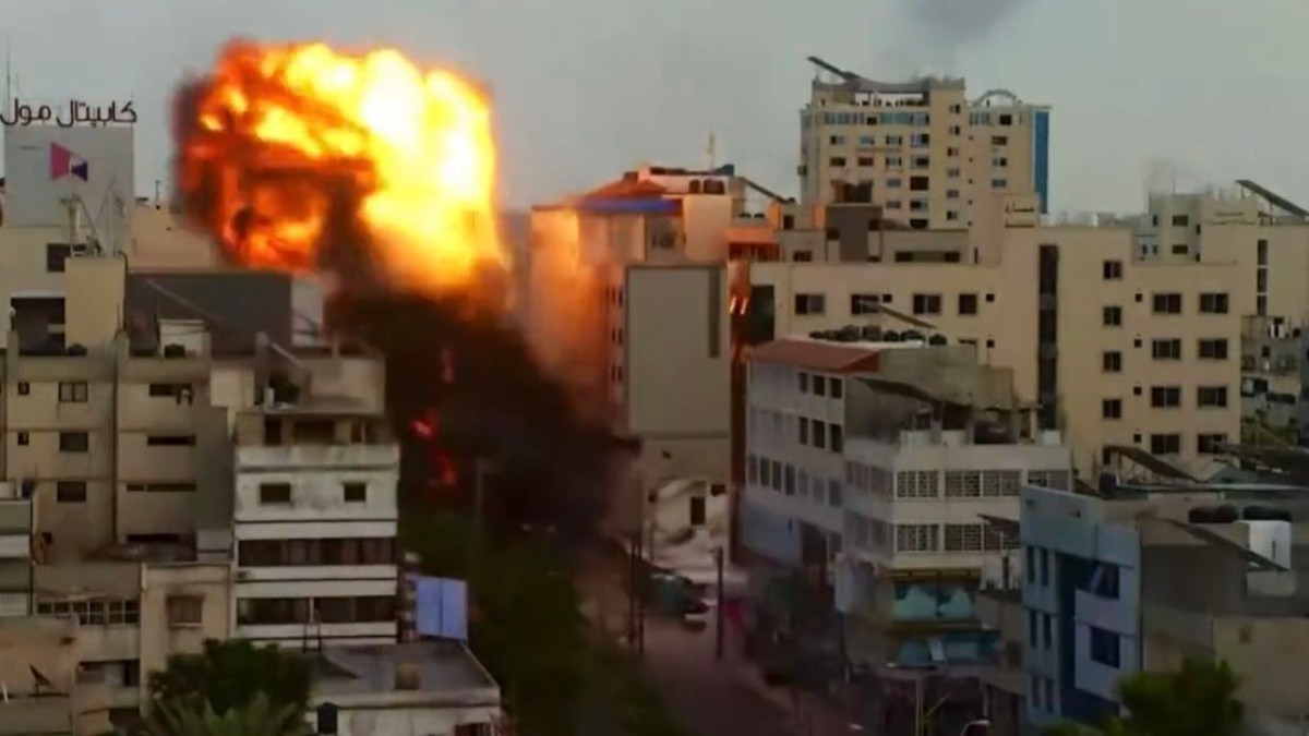 Hasta 68 turistas mexicanos quedan varados en medio de la guerra en Israel