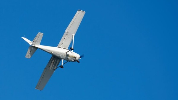 Avioneta volaba hacia La Paz pero le pierden el rastro; comienzan su búsqueda