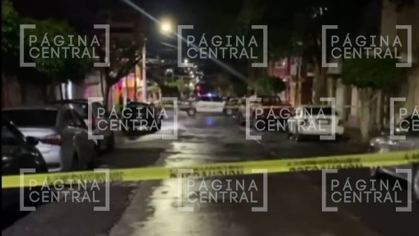 Se debate entre la vida y la muerte tras ser baleado en colonia Obrera