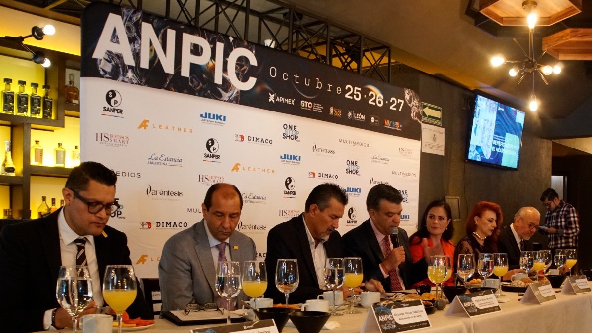 Busca Apimex transformar la industria de la proveeduría