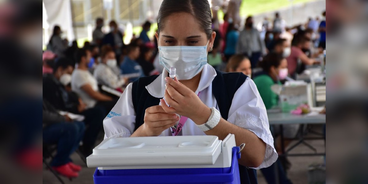 ¡Está cerca! Vacuna contra la covid-19 se vendería en farmacias del país