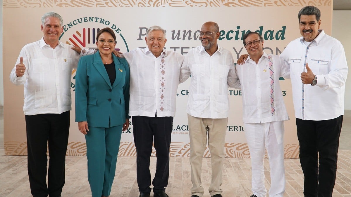 AMLO les ‘vende’ a mandatarios la idea de combatir crisis migratoria con programas tipo 4T