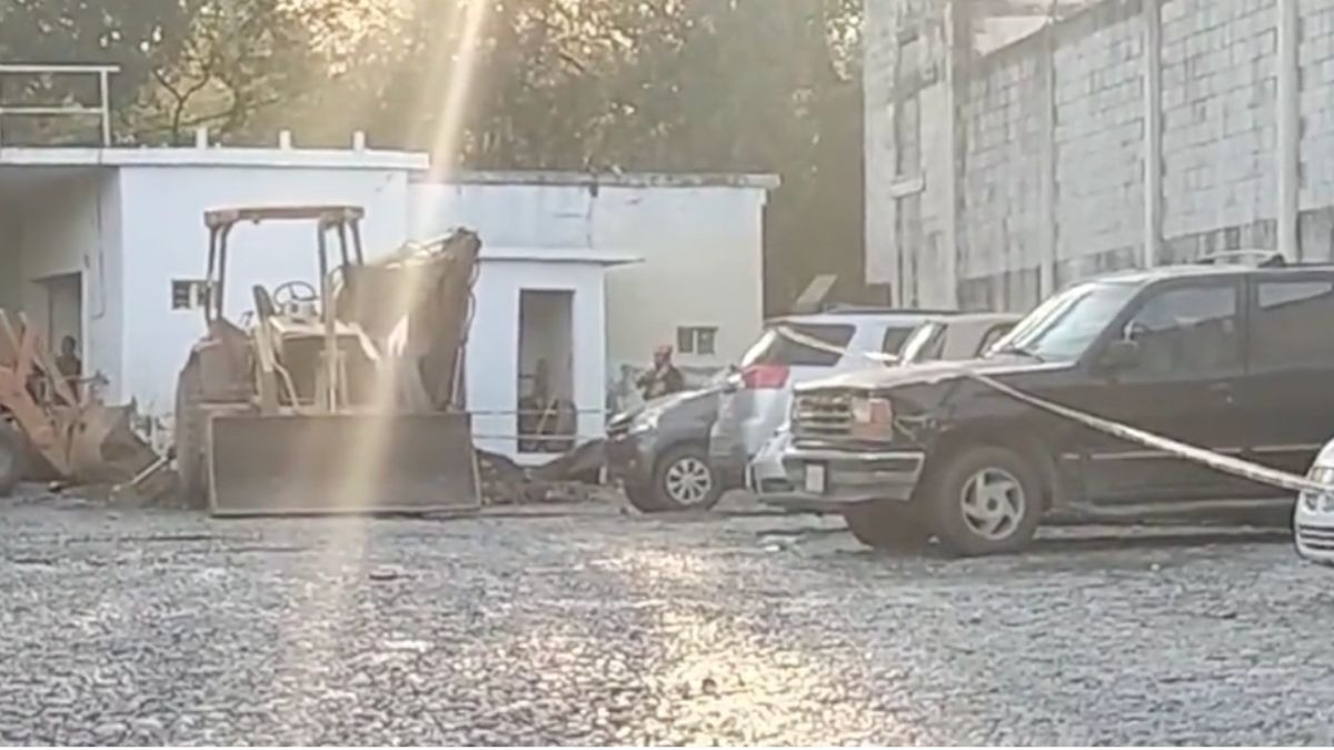 Niña de 4 años jugaba afuera de su casa y muere al caer en alcantarilla sin tapa