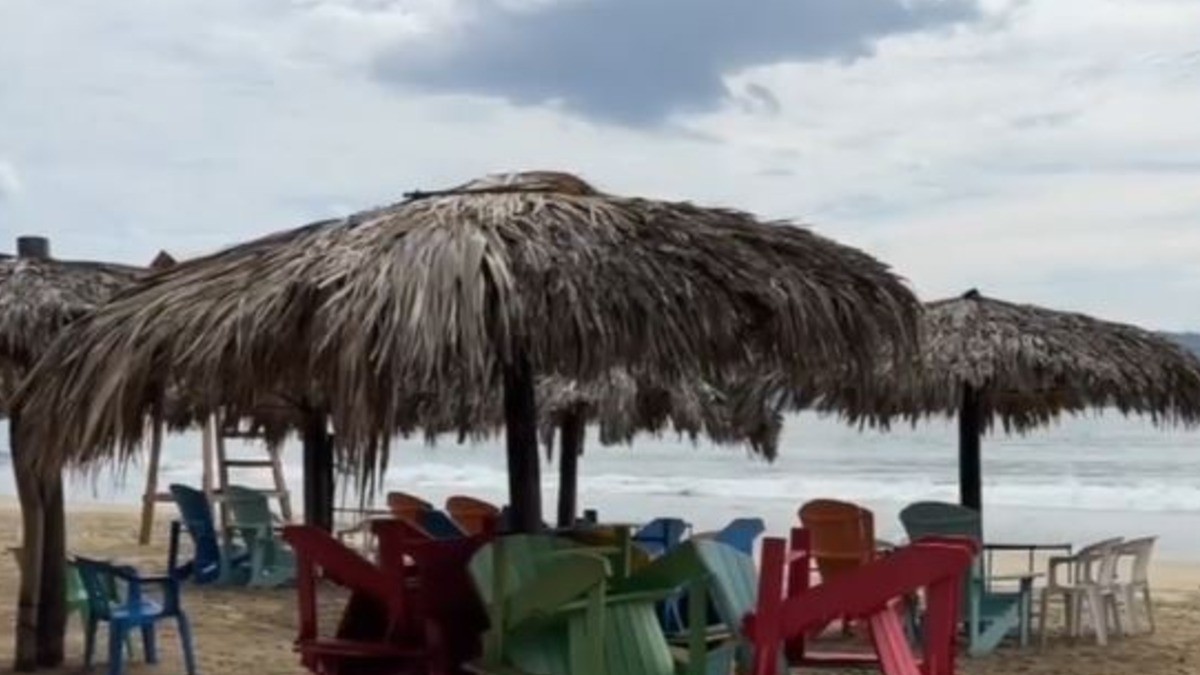 Huracán Otis se fortalece y se aproxima a Acapulco; suspenden clases