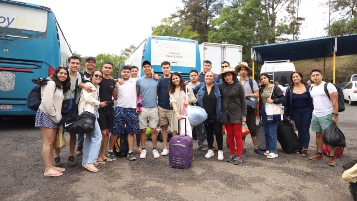 Ya regresaron todos los estudiantes de la UG que estaban varados en Acapulco