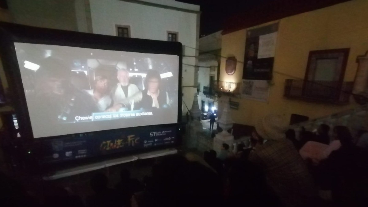 La ‘fuerza acompaña’ a los asistentes al Cervantino 51