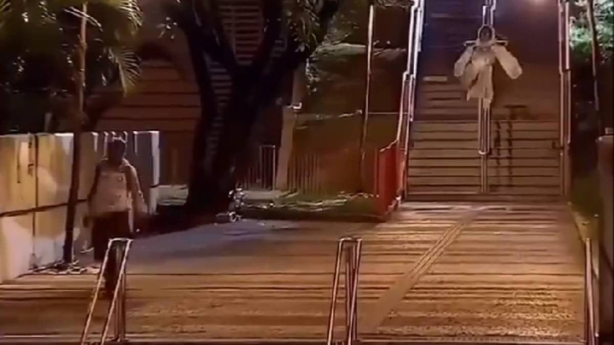 VIDEO Asustan a ciudadanos con un dron de espanto en estas calles