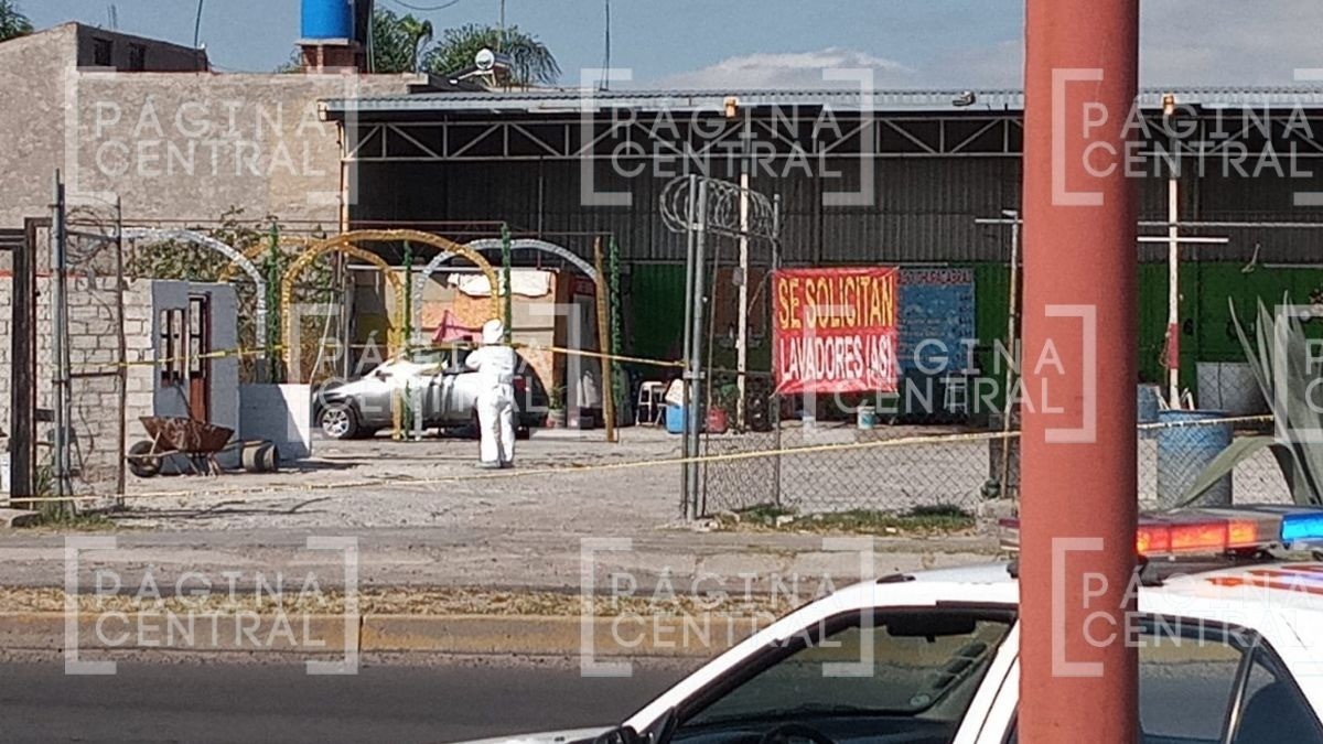 ¡Ataque en car wash! Dos hombres trabajaban cuando fueron asesinados de varios balazos