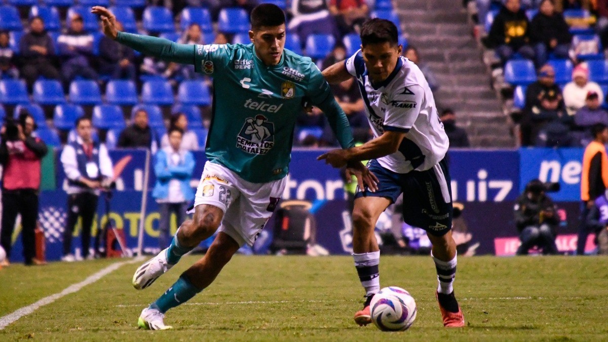 León sufre dramática derrota ante Puebla y agoniza en el torneo
