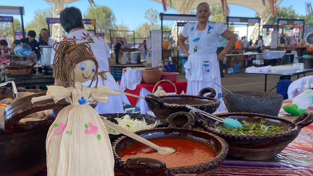 Los Guardianes de la Tradición Gastronómica están en la Velaria de la Feria