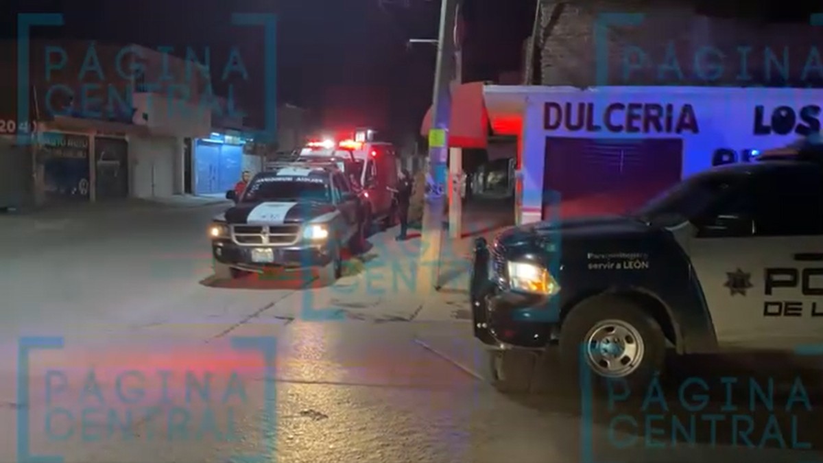 Riña en Lomas de Medina deja un hombre apuñalado; policías son agredidos al llegar