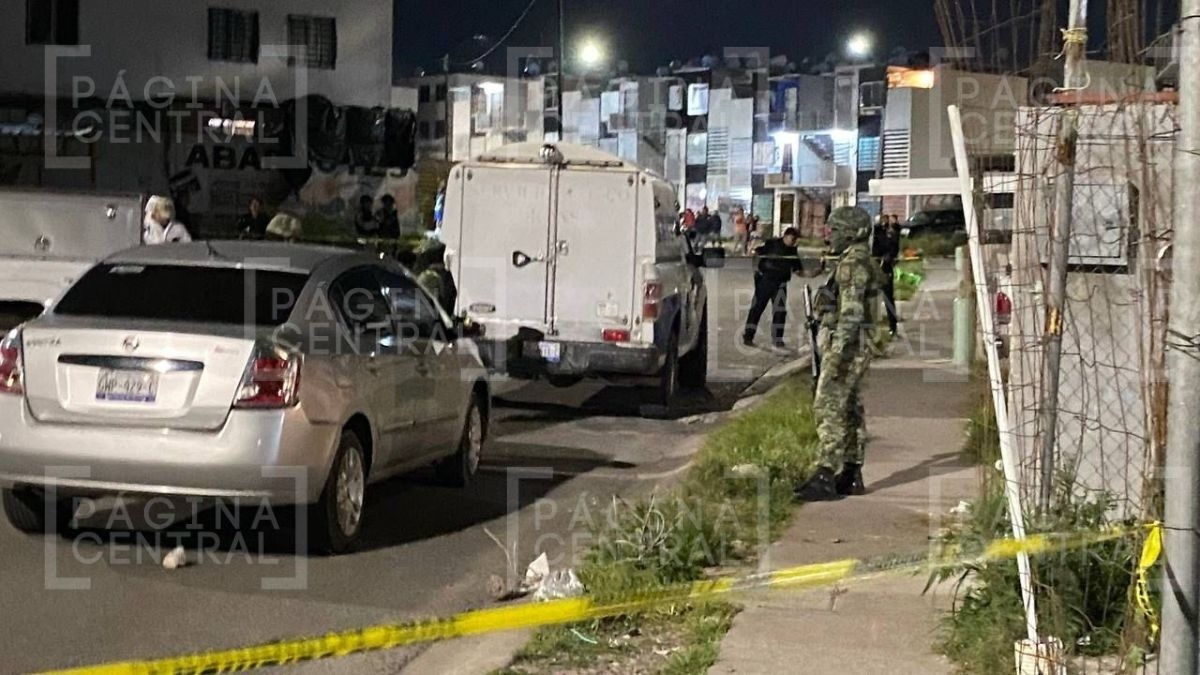 Encuentran cuerpo putrefacto de mujer en casa abandonada en León; estaba en el baño