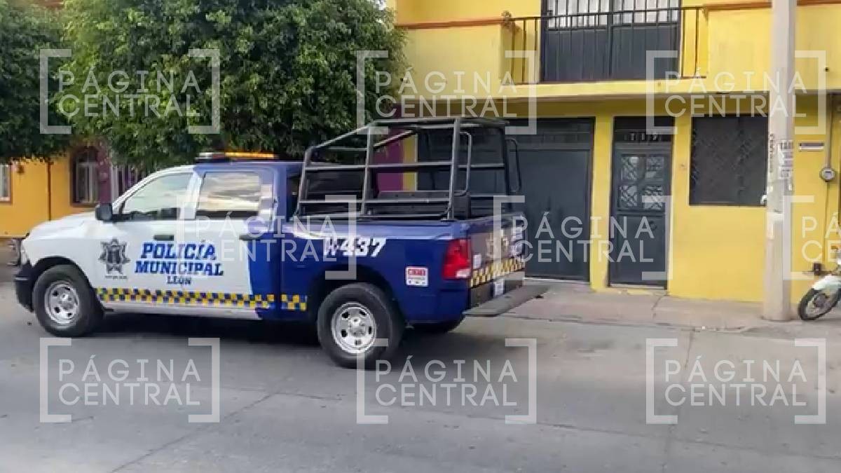 Ahora en la San Felipe: Balean a joven en plena calle