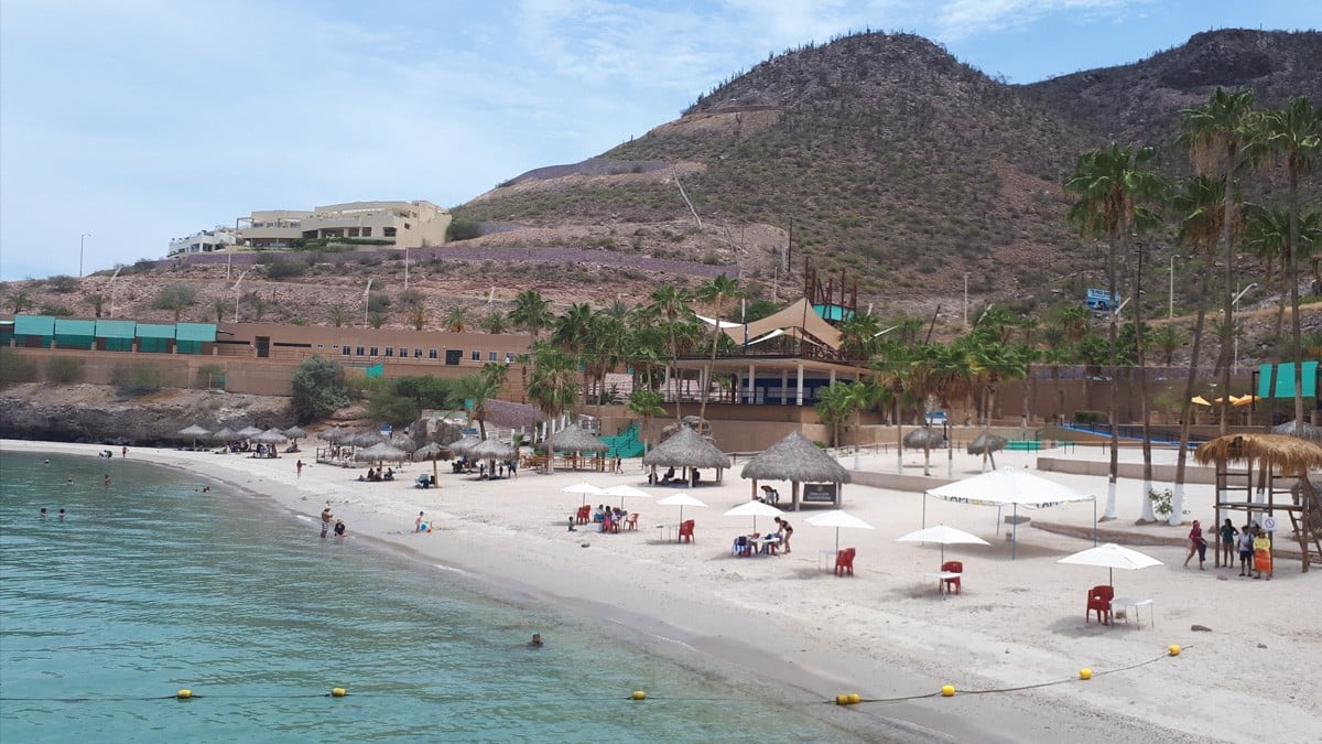 Autoridades recomiendan no entrar a estas 8 playas de México por exceso de materia fecal