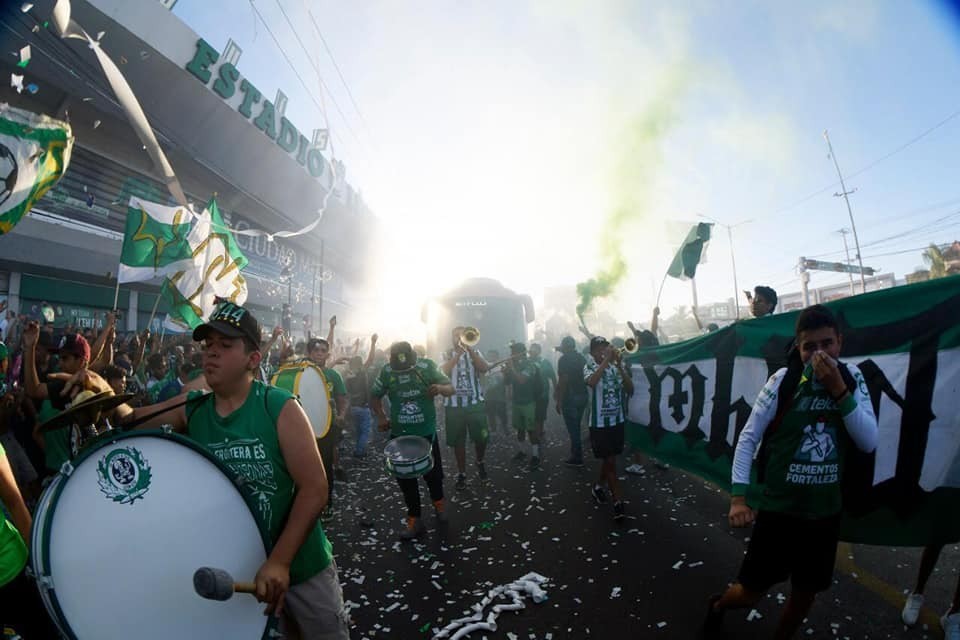 ¡Dale, dale, dale da León! Lokos de Arriba convocan a caravana