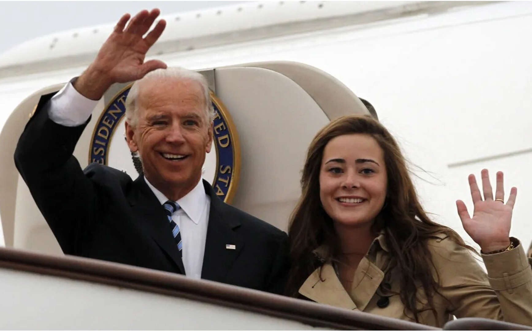 ¡Atacan auto de la nieta del presidente de EU! Prende alertas en el Servicio Secreto