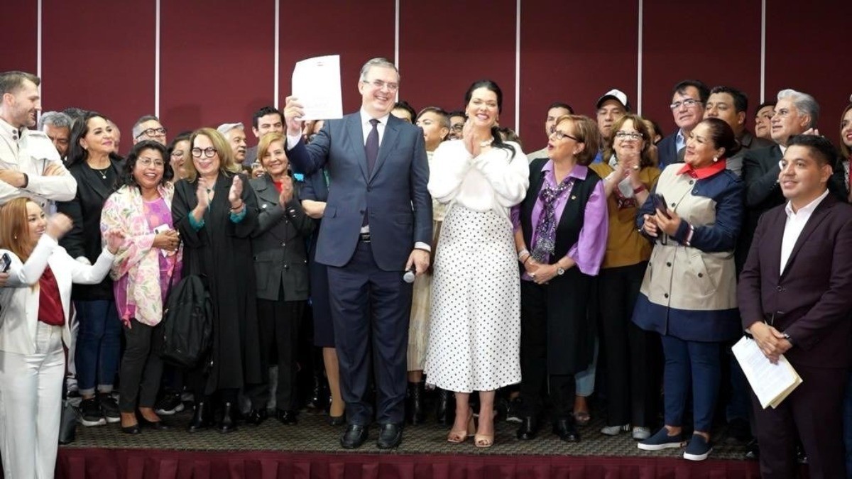 Marcelo Ebrard se queda en Morena; dice que no cambia de convicciones