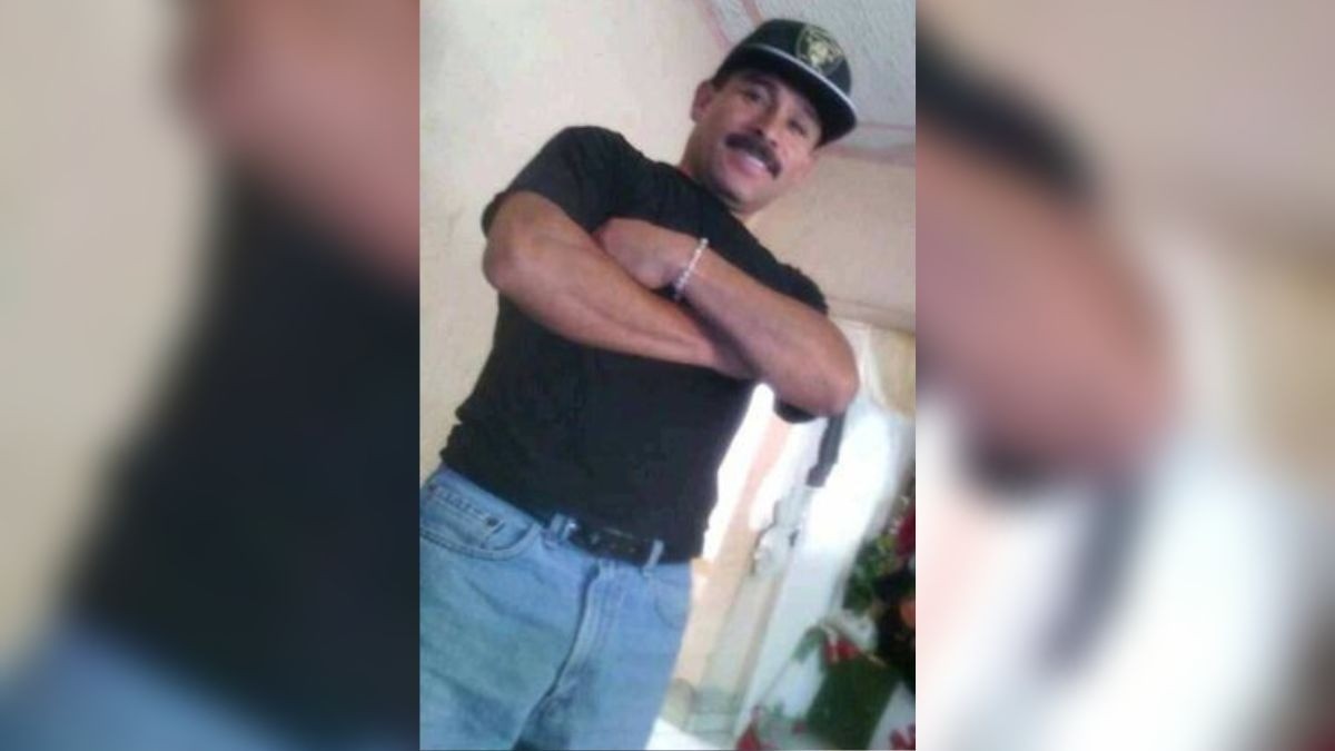 Don Israel fue a cobrar su dinero al banco en León y desapareció, su familia sufre angustia