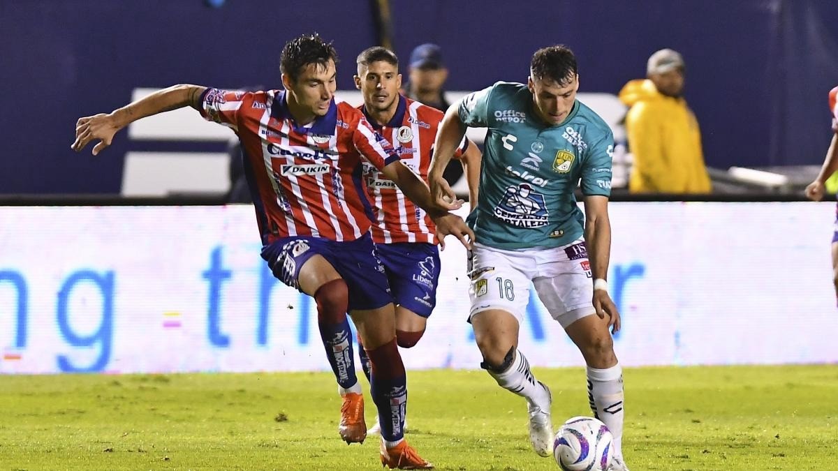 Atlético de San Luis y Club León se juegan el semestre en el play-in