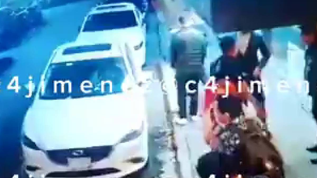 VIDEO Captan momento en que cliente en un bar apuñala al cadenero