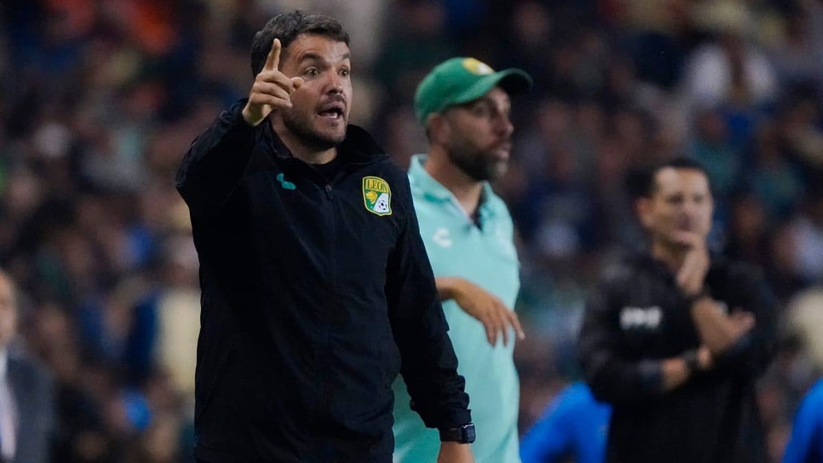 'Tenemos argumentos para avanzar en el Azteca': Larcamón