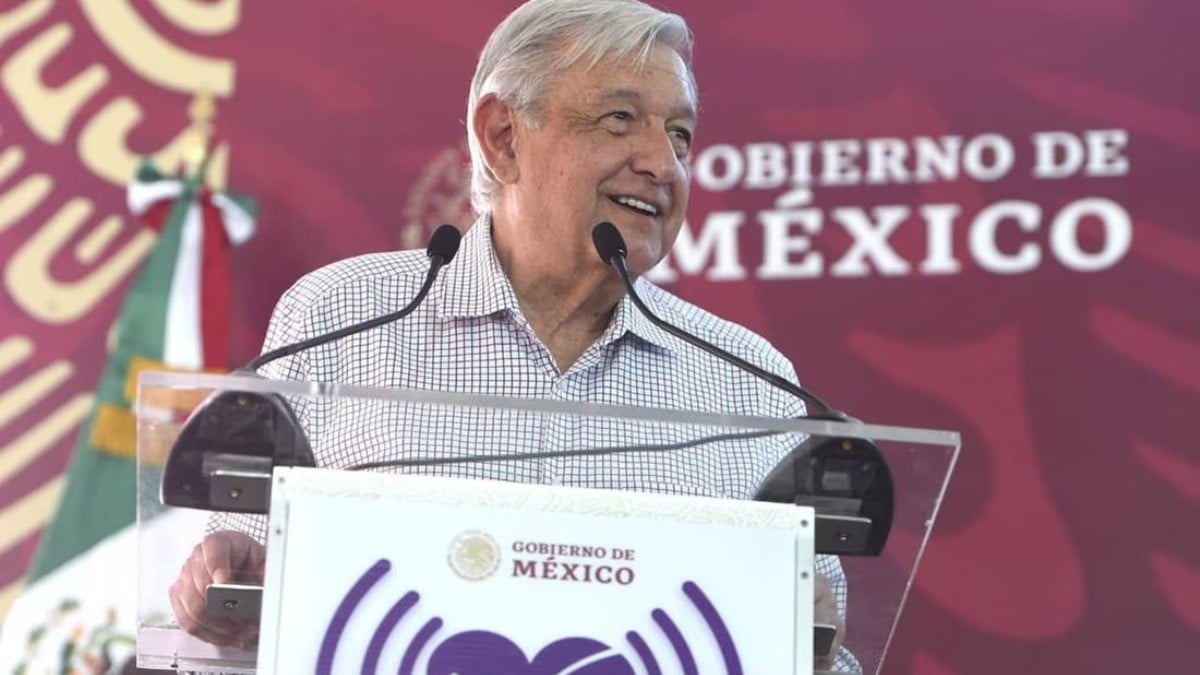 AMLO garantiza pensión para personas con discapacidad