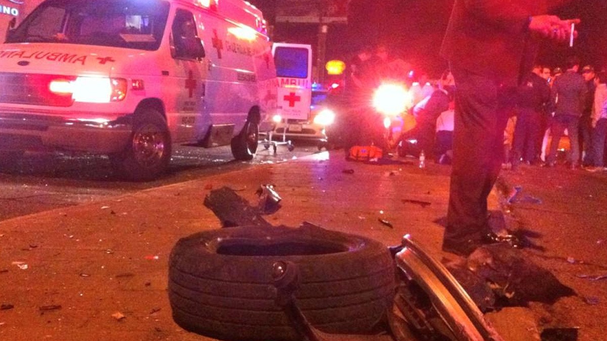 Pleito vial entre conductores termina con uno atropellado y muerto