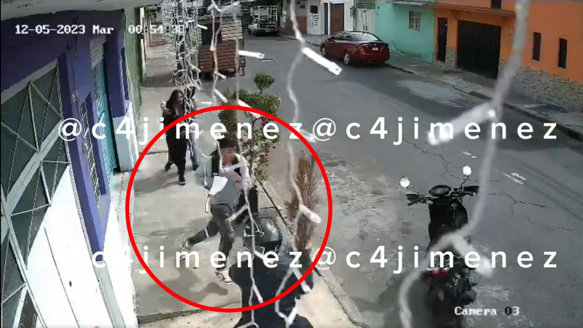 VIDEO '¿Cómo la dejas?': Ladrones reclaman a joven por abandonar a su novia en asalto