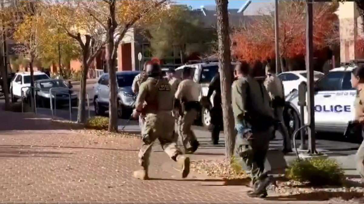 Hombre dispara a estudiantes en universidad; hay tres muertos y varios heridos