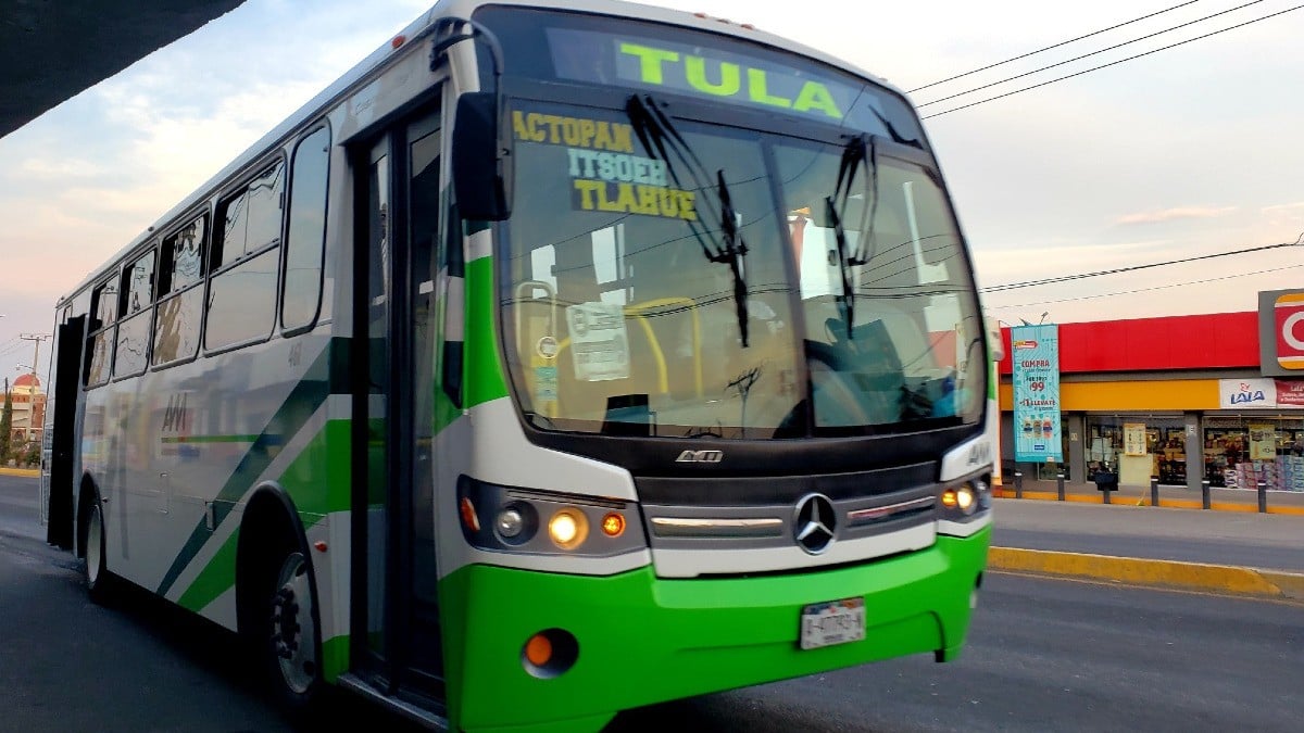Vendedor ambulante es quemado con agua hirviendo en central camionera