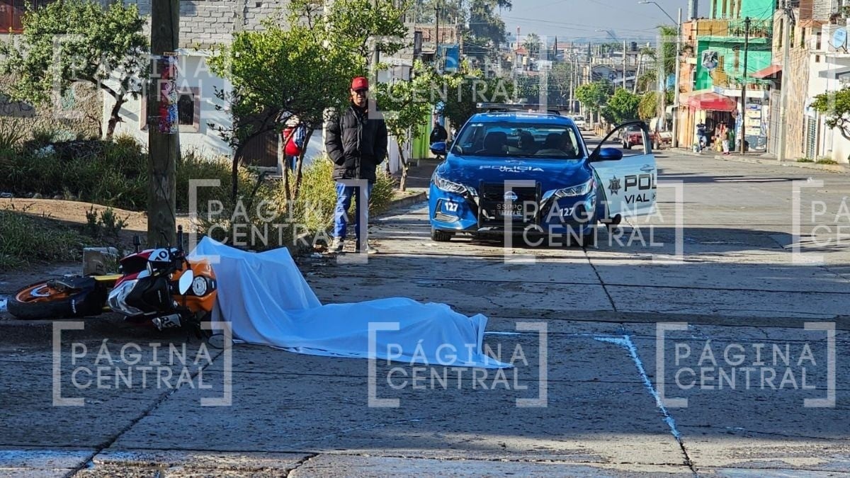 Muere motociclista en choque contra camión urbano en Lomas de Jerez