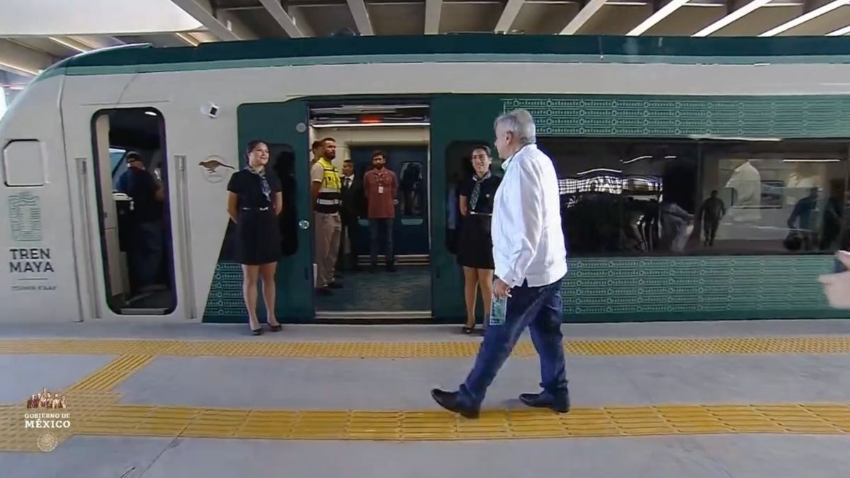 Estrena AMLO Tren Maya