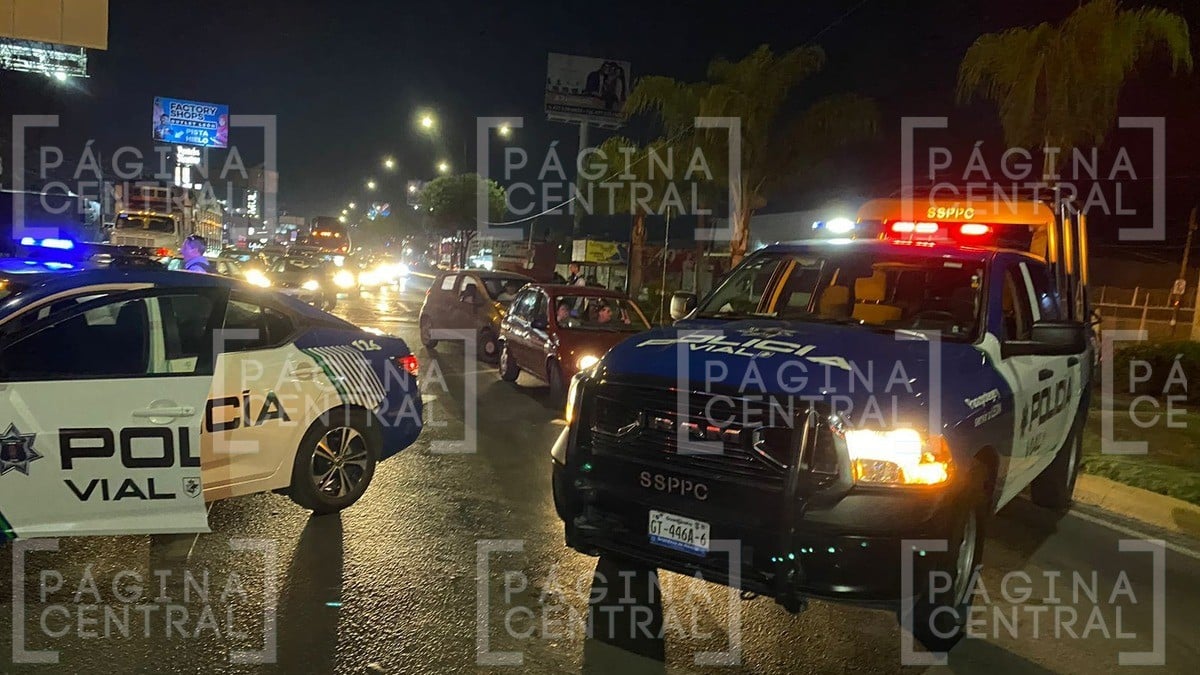 Fatal accidente en bulevar Aeropuerto: chocan en camioneta, vuelcan y muere el copiloto