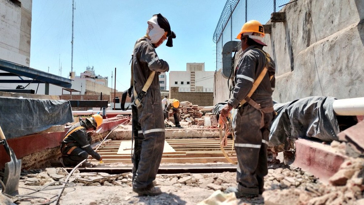 ¡Conviértete en 'maistro'! Fundación Carlos Slim da curso gratuito para construir una casa