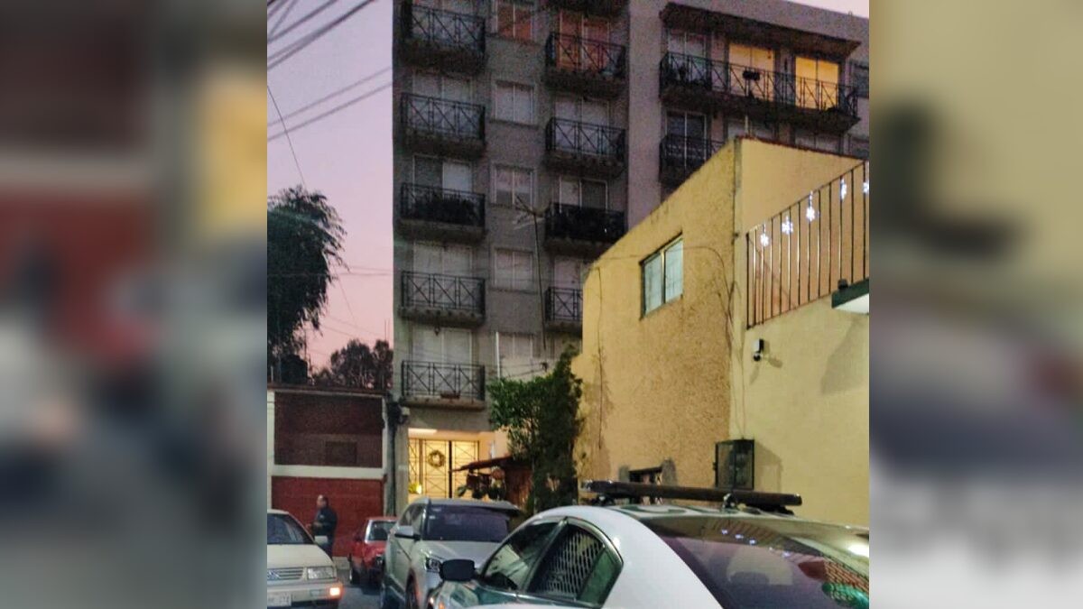 Madre se distrae e hijo de 2 años sale al balcón y cae de quinto piso