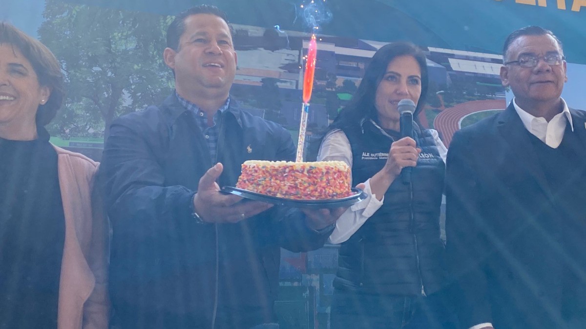 Celebra León 200 años de soberanía y libertad