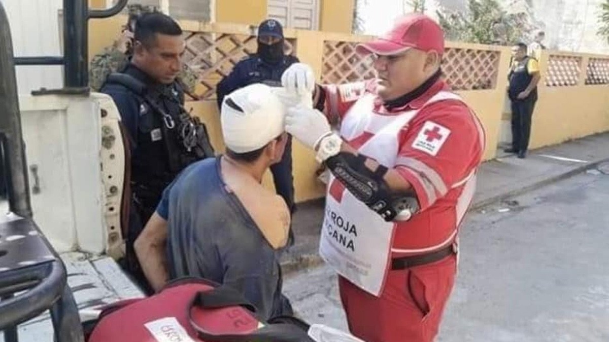 Su primera chamba: ladrón irrumpe en casa... ¡pero se queda dormido en pleno robo!