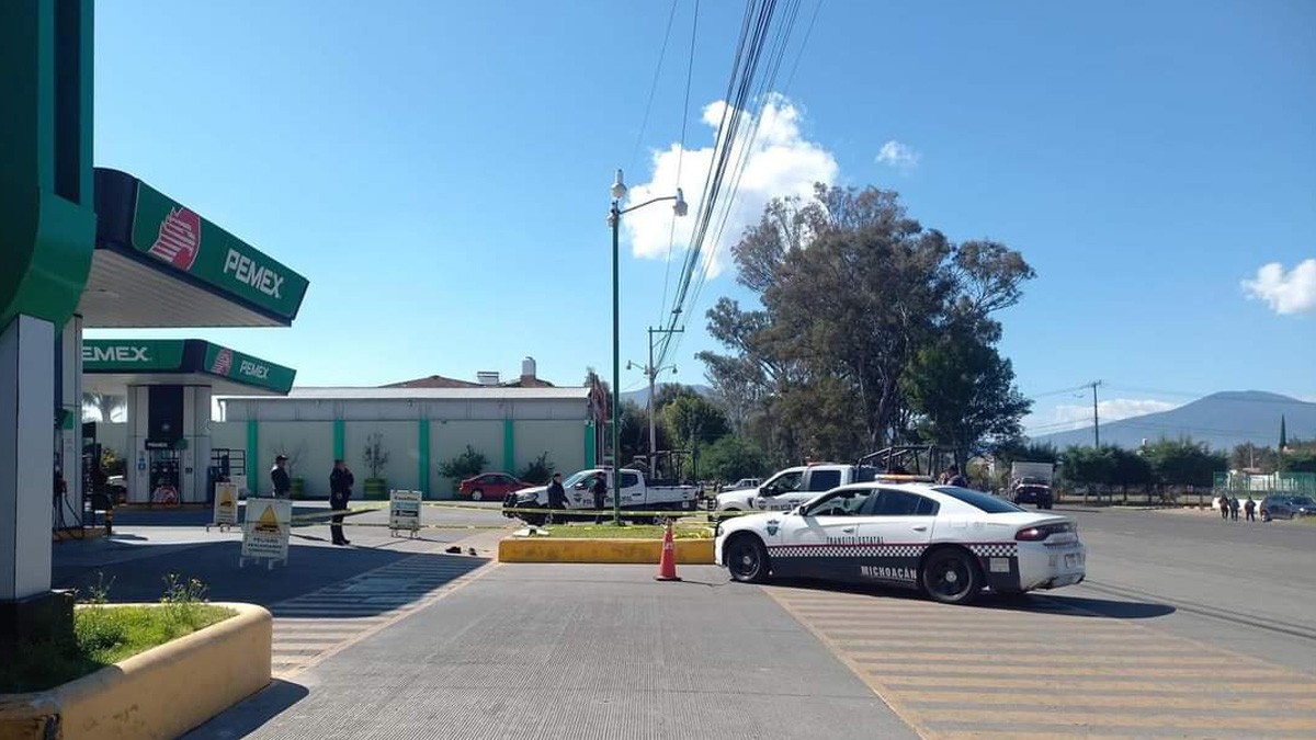 Hombre caminaba por la calle con la cabeza de una mujer; resultó ser su hermana