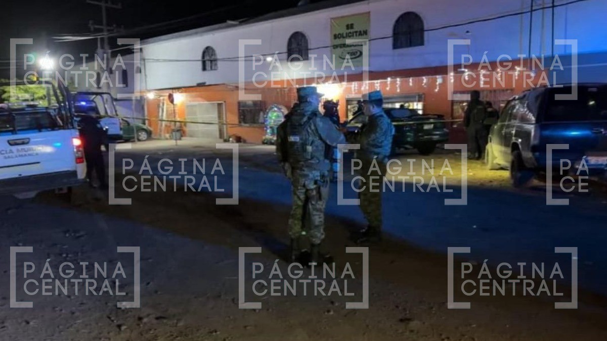 ¡Triple homicidio en 'cachimba'! Reciben múltiples disparos mientras cenaban