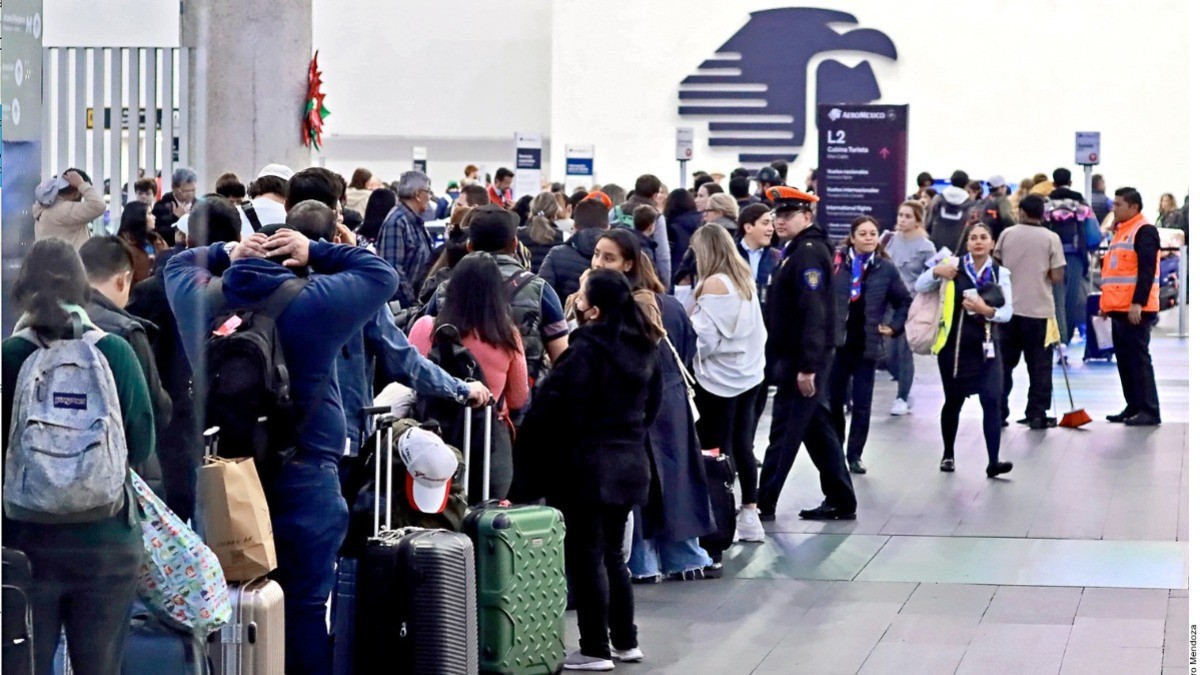 Cancela Aeroméxico 83 vuelos por seguridad